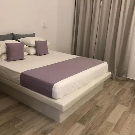 Selena Apartment Kamari (Santorini)