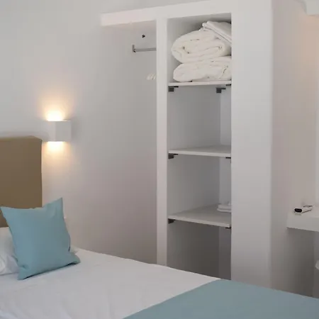 Selena * Kamari (Santorini)