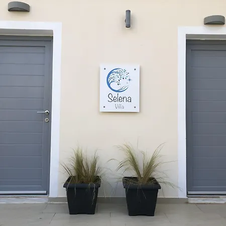 Selena Apartment Kamari (Santorini)