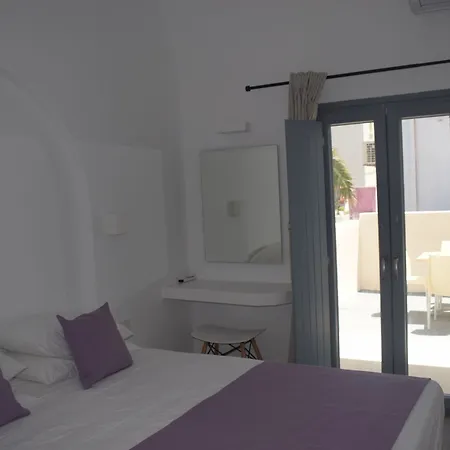 Selena Apartment Kamari (Santorini)