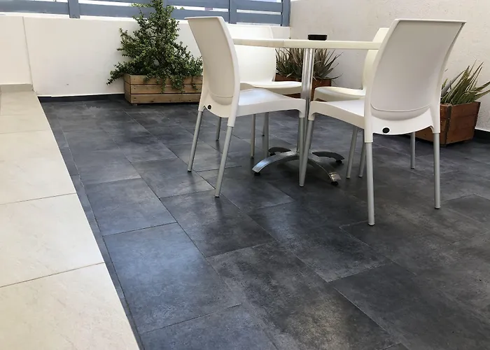 Apartment Selena Kamari (Santorini)